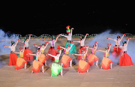 Một tiết mục tại Festival Huế 2014.